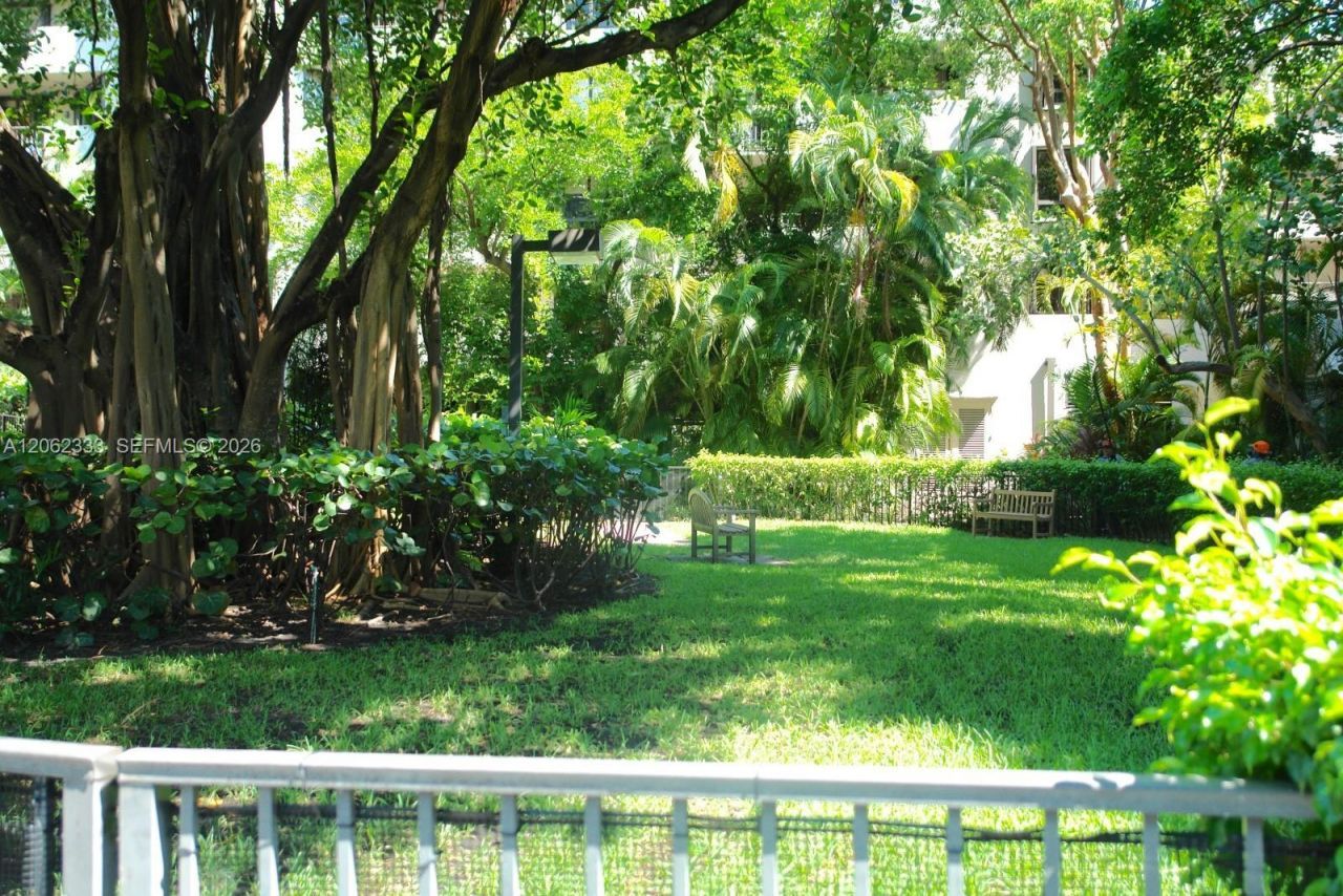 151 Crandon Blvd , Unit 524, Key Biscayne, FL 33149 Photo