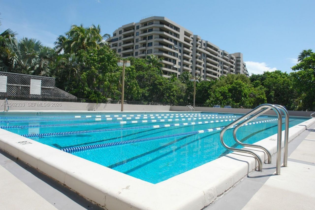 151 Crandon Blvd , Unit 524, Key Biscayne, FL 33149 Photo