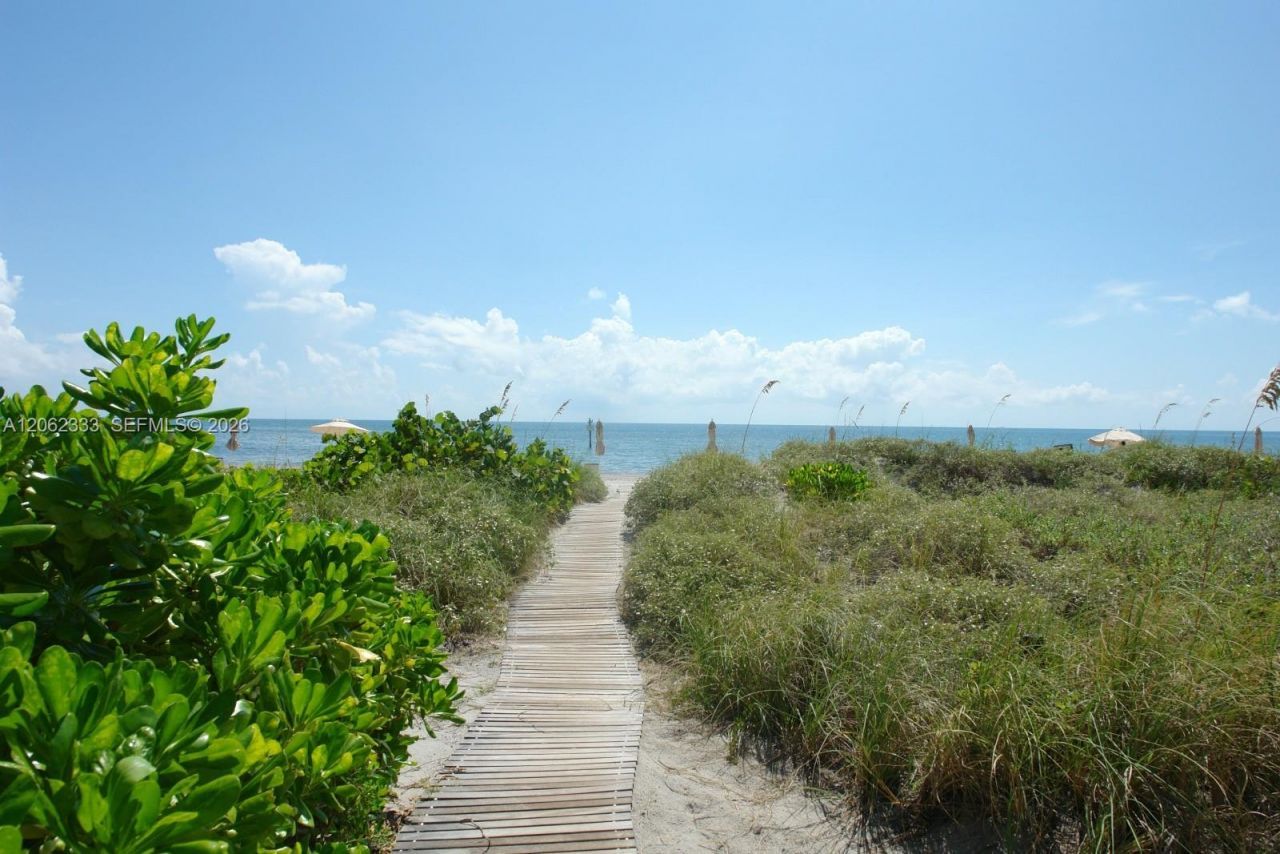151 Crandon Blvd , Unit 524, Key Biscayne, FL 33149 Photo