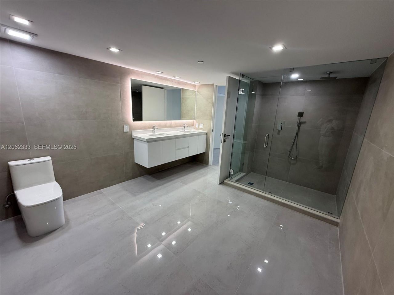 151 Crandon Blvd , Unit 524, Key Biscayne, FL 33149 Photo