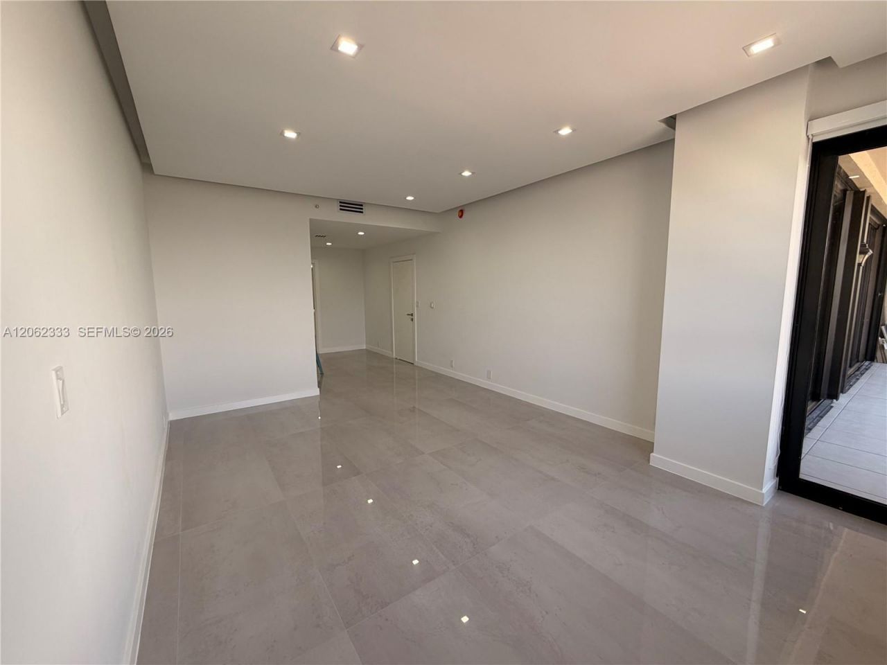 151 Crandon Blvd, Unit 524, Key Biscayne, FL 33149 Photo