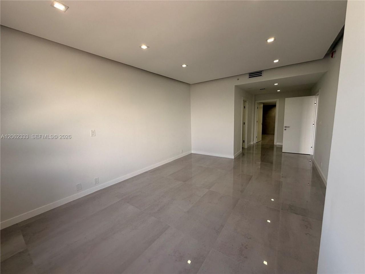 151 Crandon Blvd, Unit 524, Key Biscayne, FL 33149 Photo