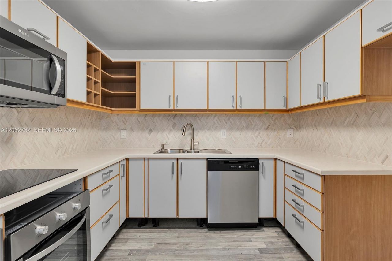 6413 Bay Club Dr , Unit 3, Fort Lauderdale, FL 33308 Photo