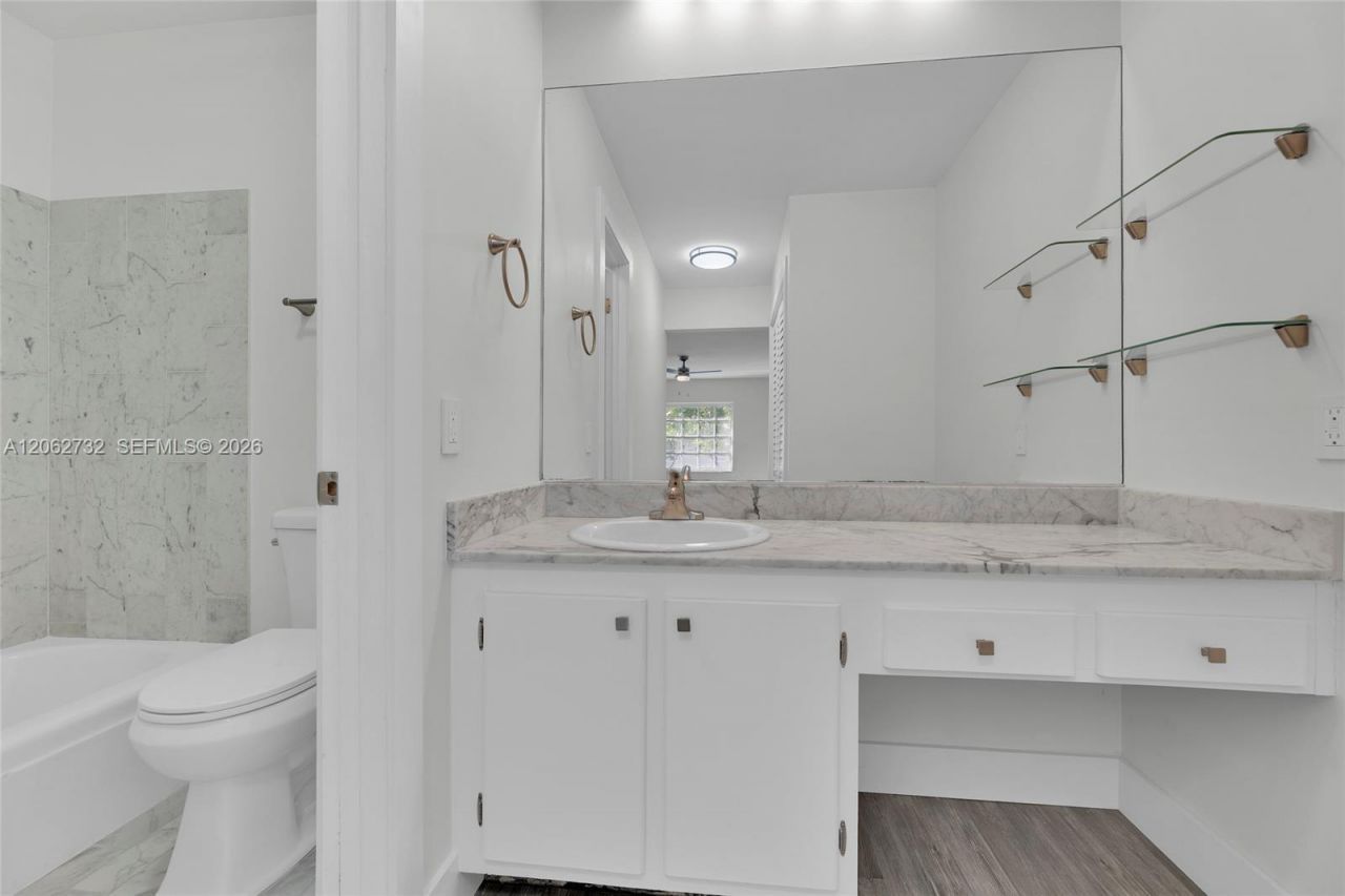 6413 Bay Club Dr , Unit 3, Fort Lauderdale, FL 33308 Photo