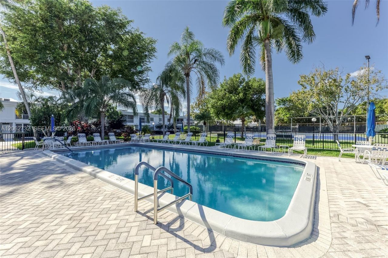6413 Bay Club Dr , Unit 3, Fort Lauderdale, FL 33308 Photo