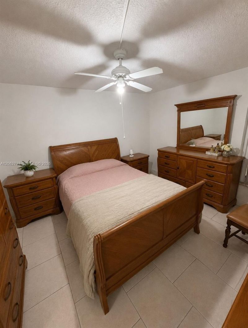 310 Fontainebleau Blvd, Unit 206, Miami, FL 33172 Photo