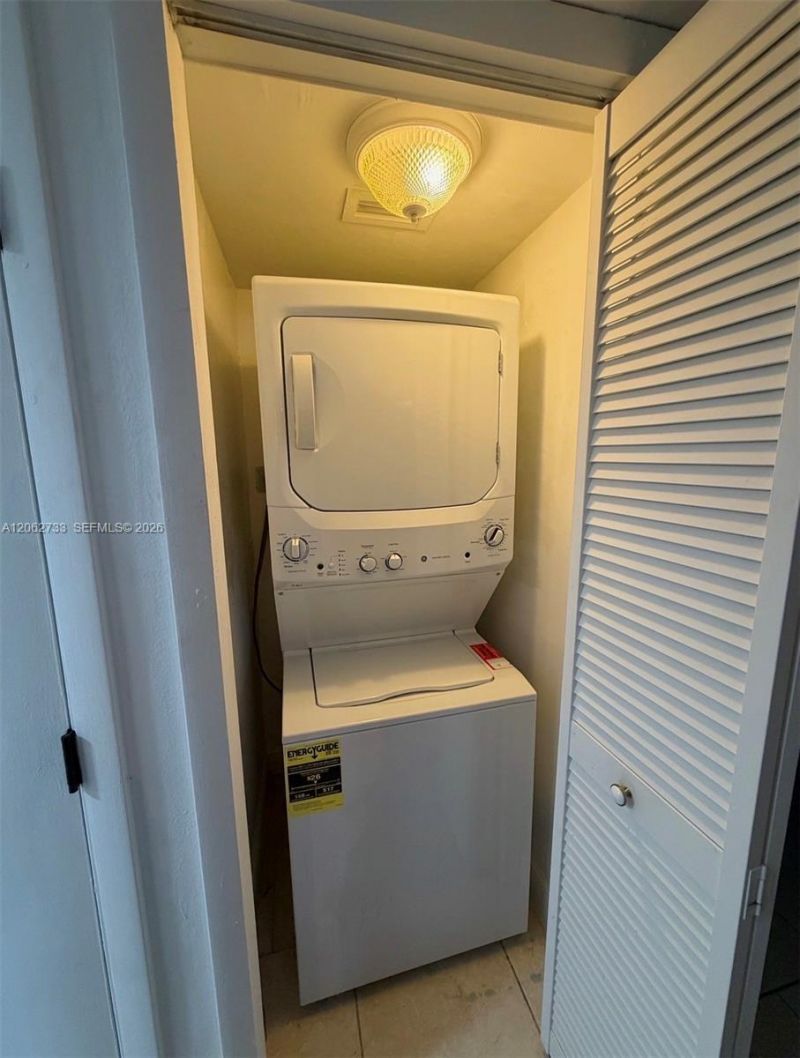 310 Fontainebleau Blvd, Unit 206, Miami, FL 33172 Photo