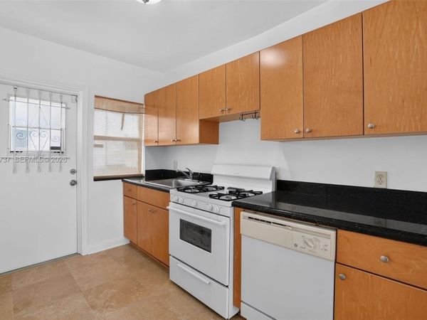 1027 Euclid Ave, Unit 4, Miami Beach, FL 33139