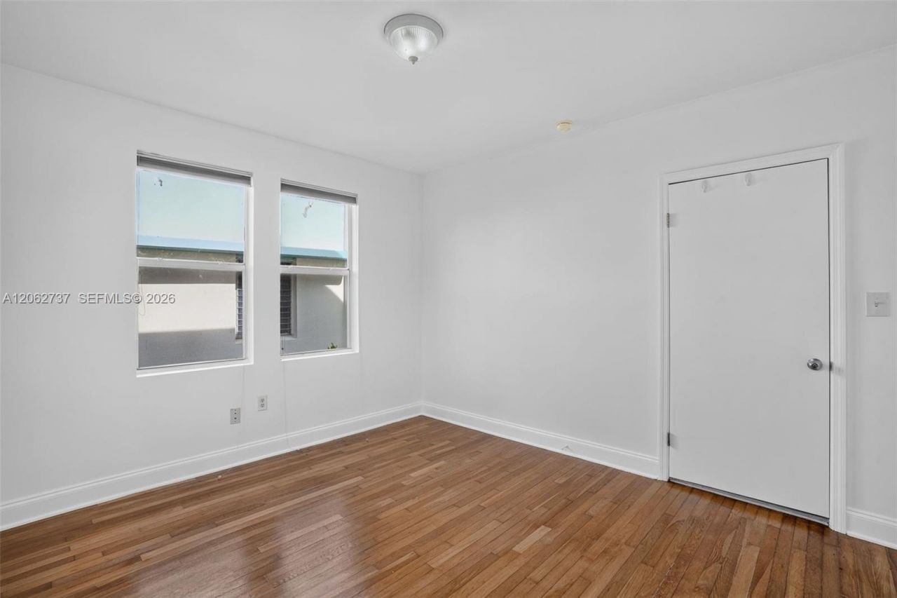 1027 Euclid Ave, Unit 4, Miami Beach, FL 33139 Photo