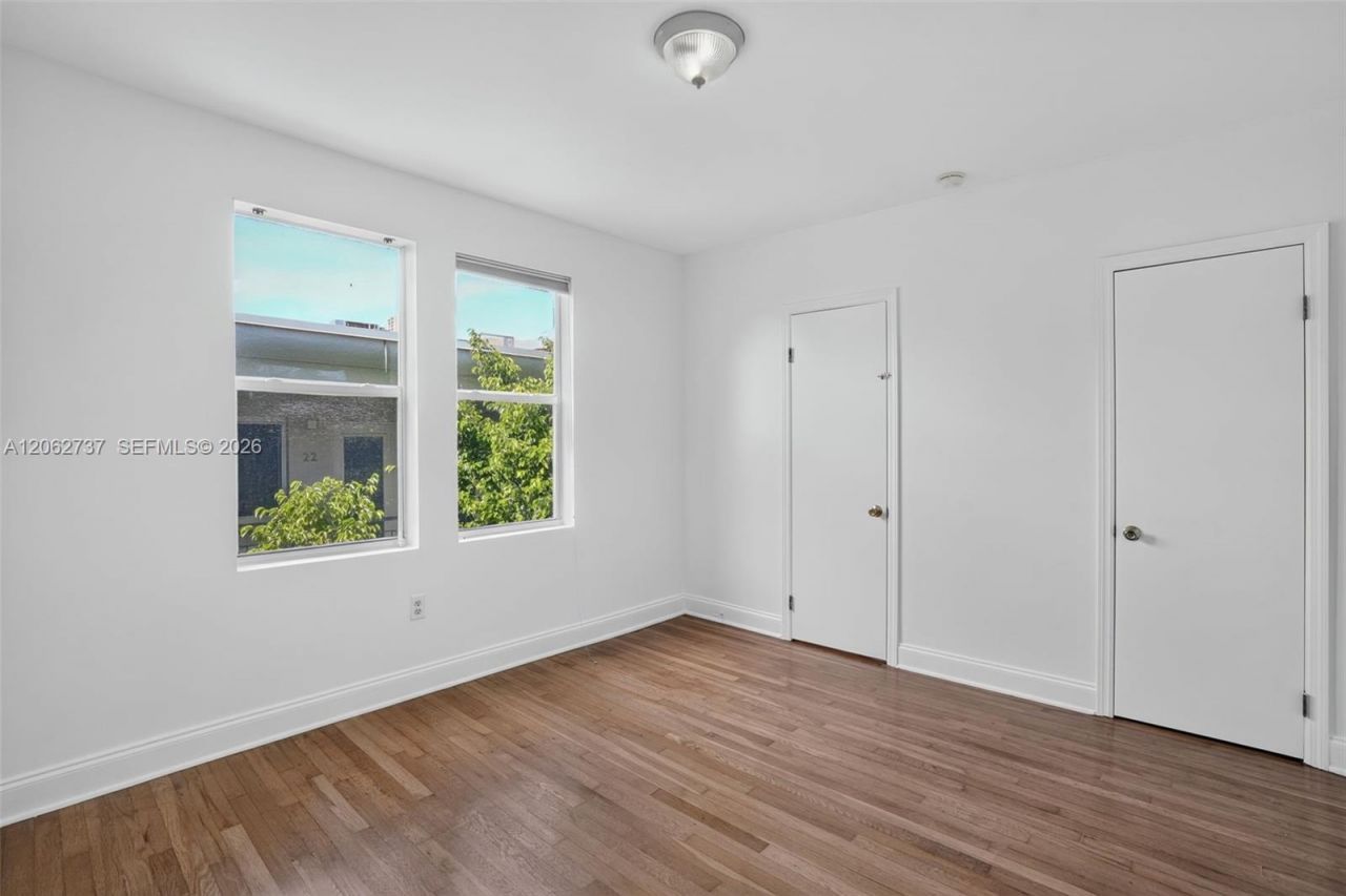 1027 Euclid Ave, Unit 4, Miami Beach, FL 33139 Photo