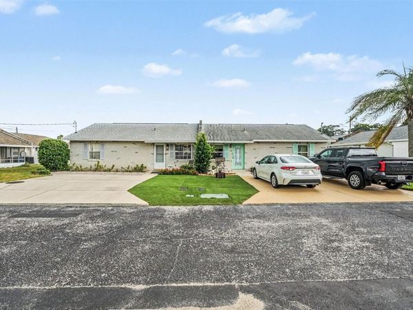1413 THOUSAND ROSES DRIVE S, LAKE WALES, FL 33853
