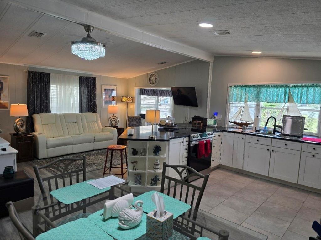 5316 53rd Avenue E, Unit L11, Bradenton, FL 34203 Photo