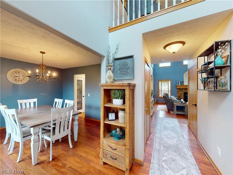 2450 Fairchild Circle NW, Uniontown, OH 44685 Photo 2