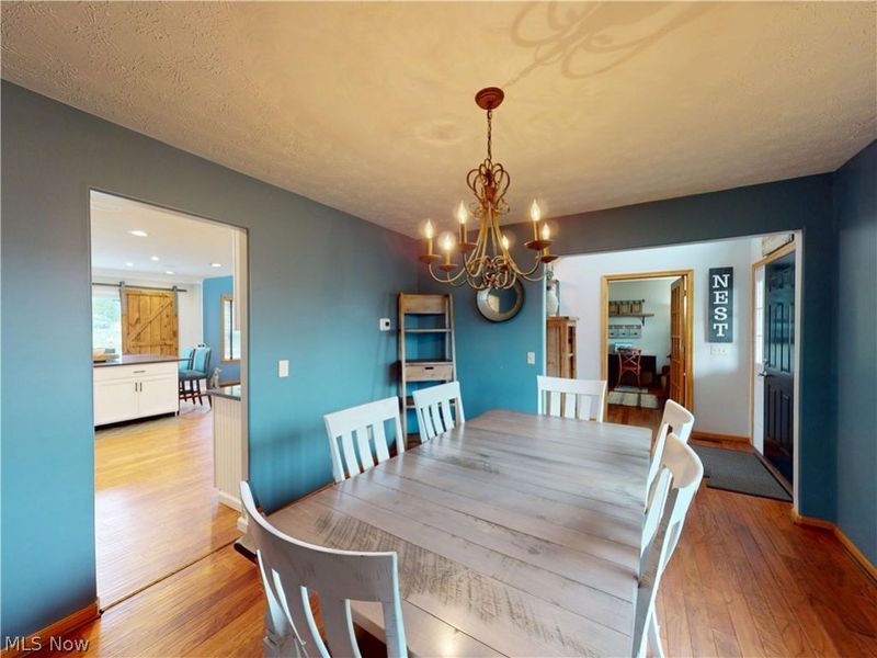 2450 Fairchild Circle NW, Uniontown, OH 44685 Photo 4