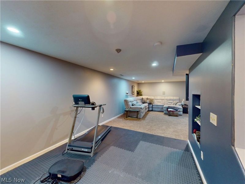 2450 Fairchild Circle NW, Uniontown, OH 44685 Photo 43