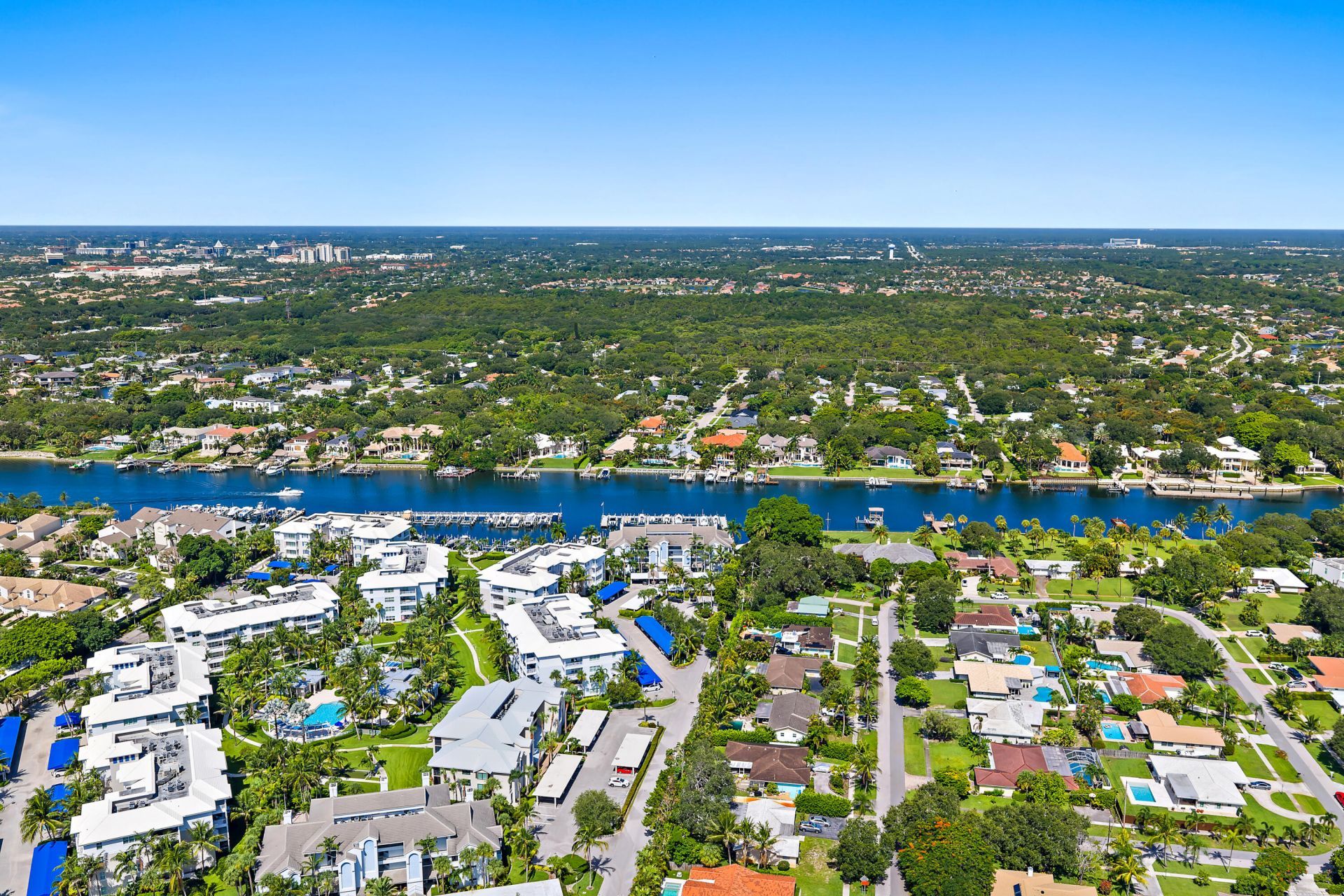 542 Bay Colony Drive N, Unit 542, Juno Beach, FL 33408 Photo