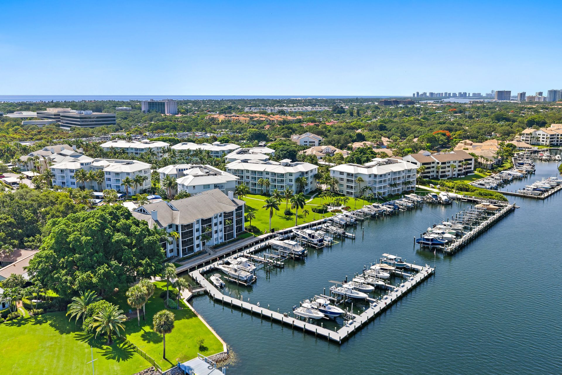 542 Bay Colony Drive N, Unit 542, Juno Beach, FL 33408 Photo