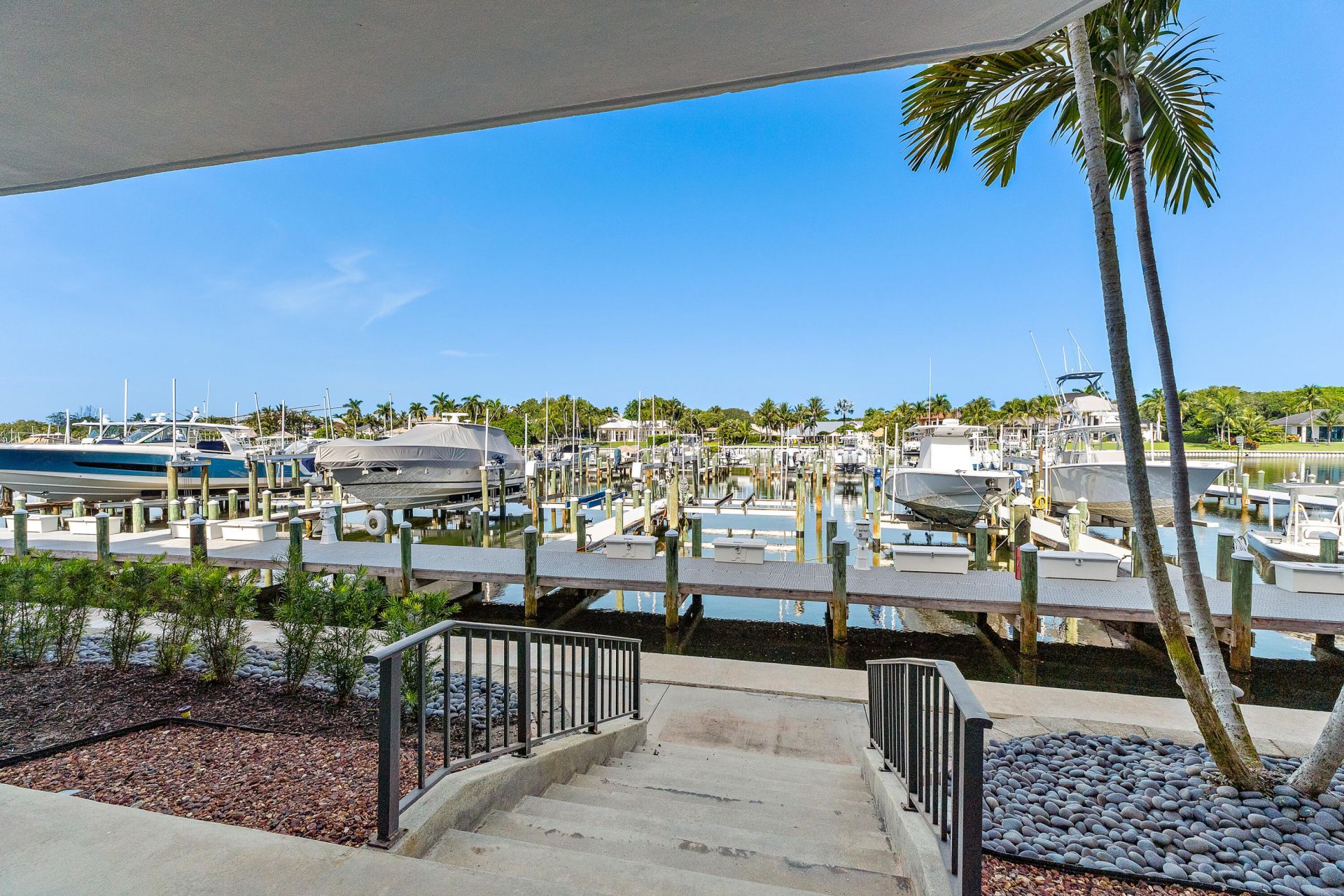 542 Bay Colony Drive N, Unit 542, Juno Beach, FL 33408 Photo