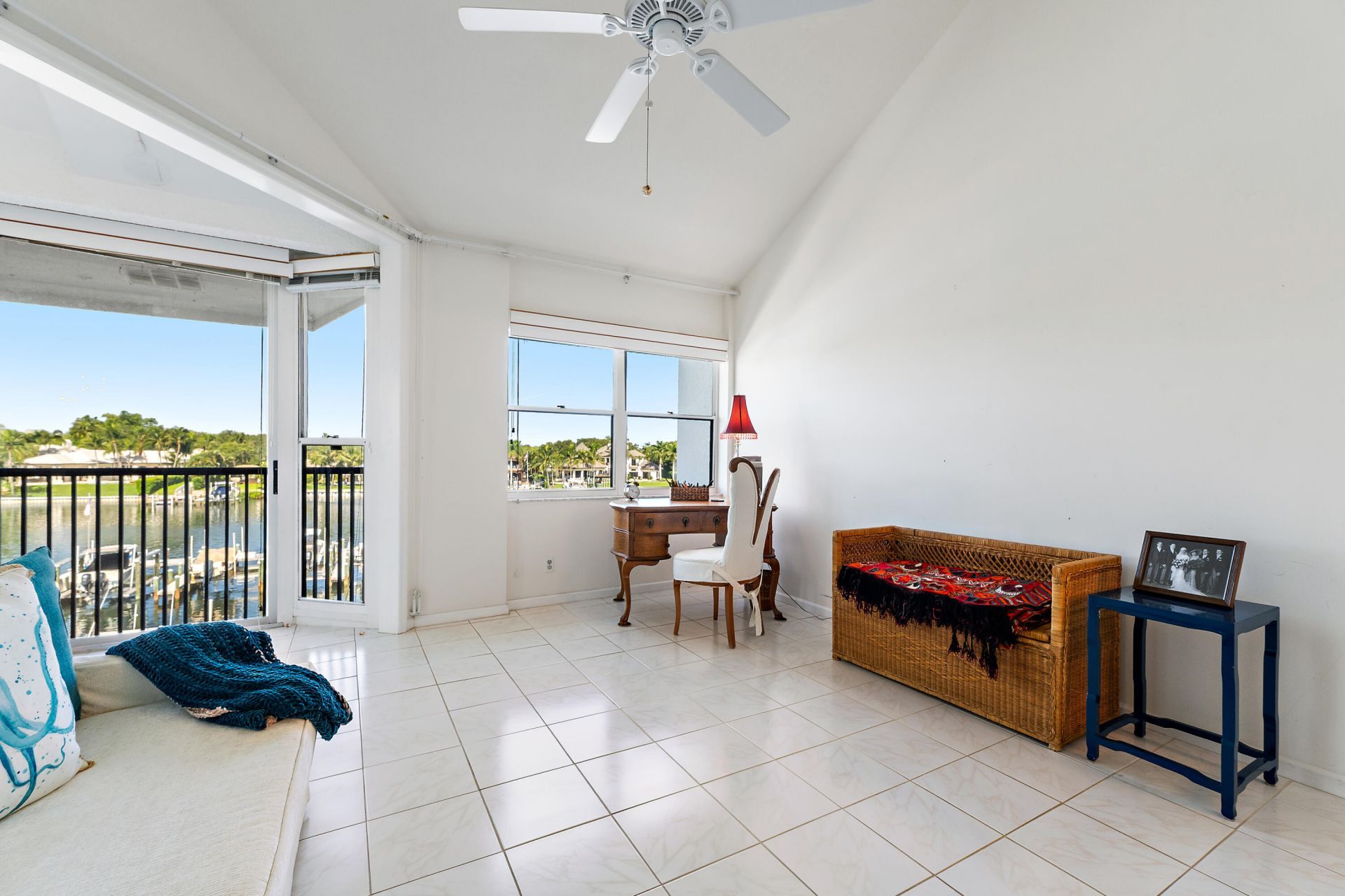 542 Bay Colony Drive N, Unit 542, Juno Beach, FL 33408 Photo