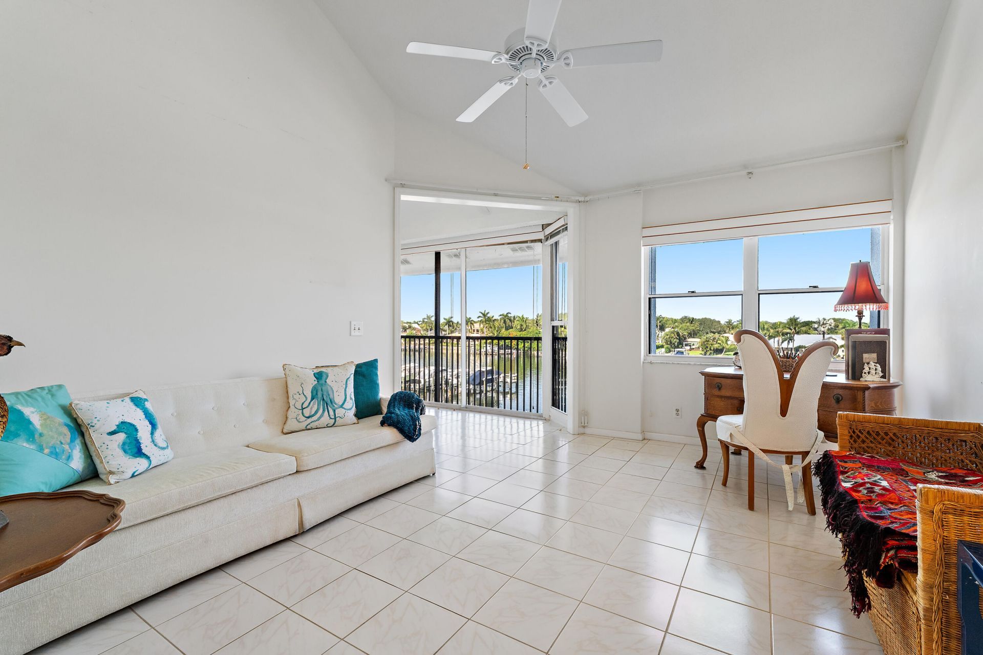 542 Bay Colony Drive N, Unit 542, Juno Beach, FL 33408 Photo