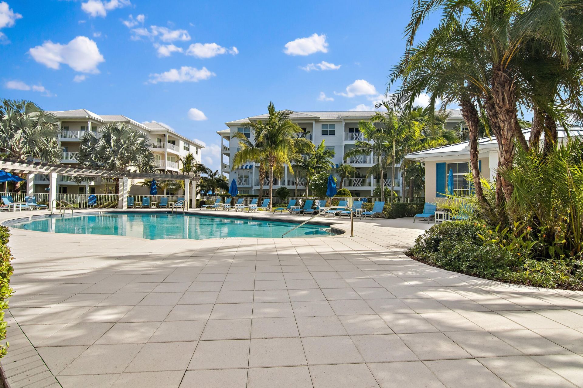 542 Bay Colony Drive N, Unit 542, Juno Beach, FL 33408 Photo