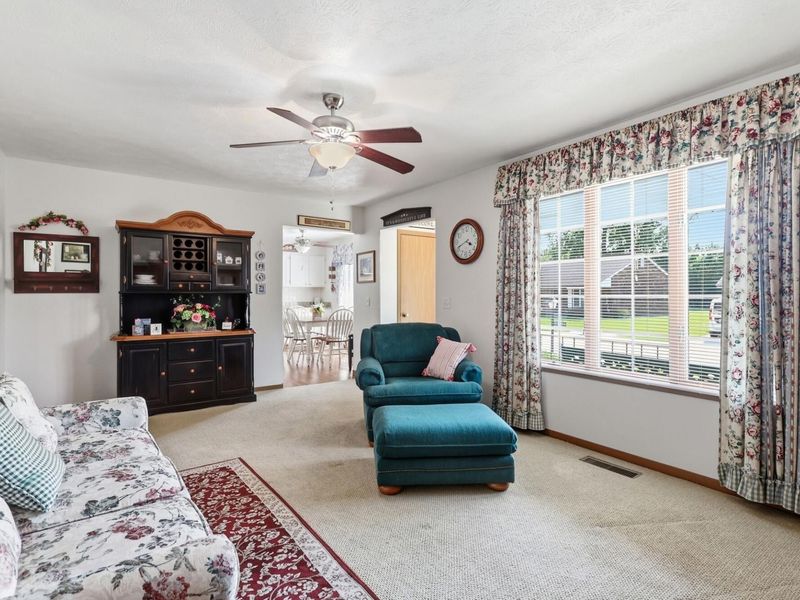 3023 Brixton Drive, Springfield, OH 45503 Photo 12