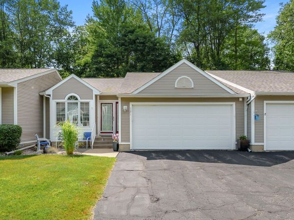 121 Pinegrove Drive, Battle Creek, MI 49015