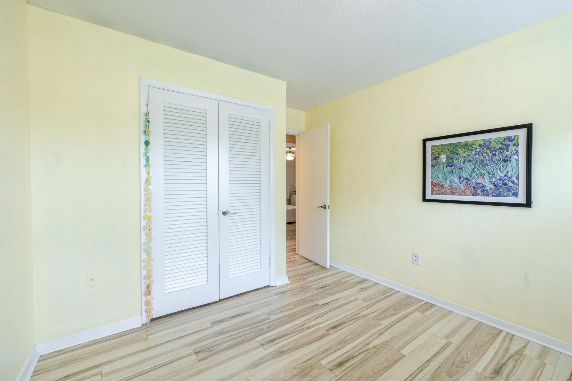663 Swallow Ave. Photo 24