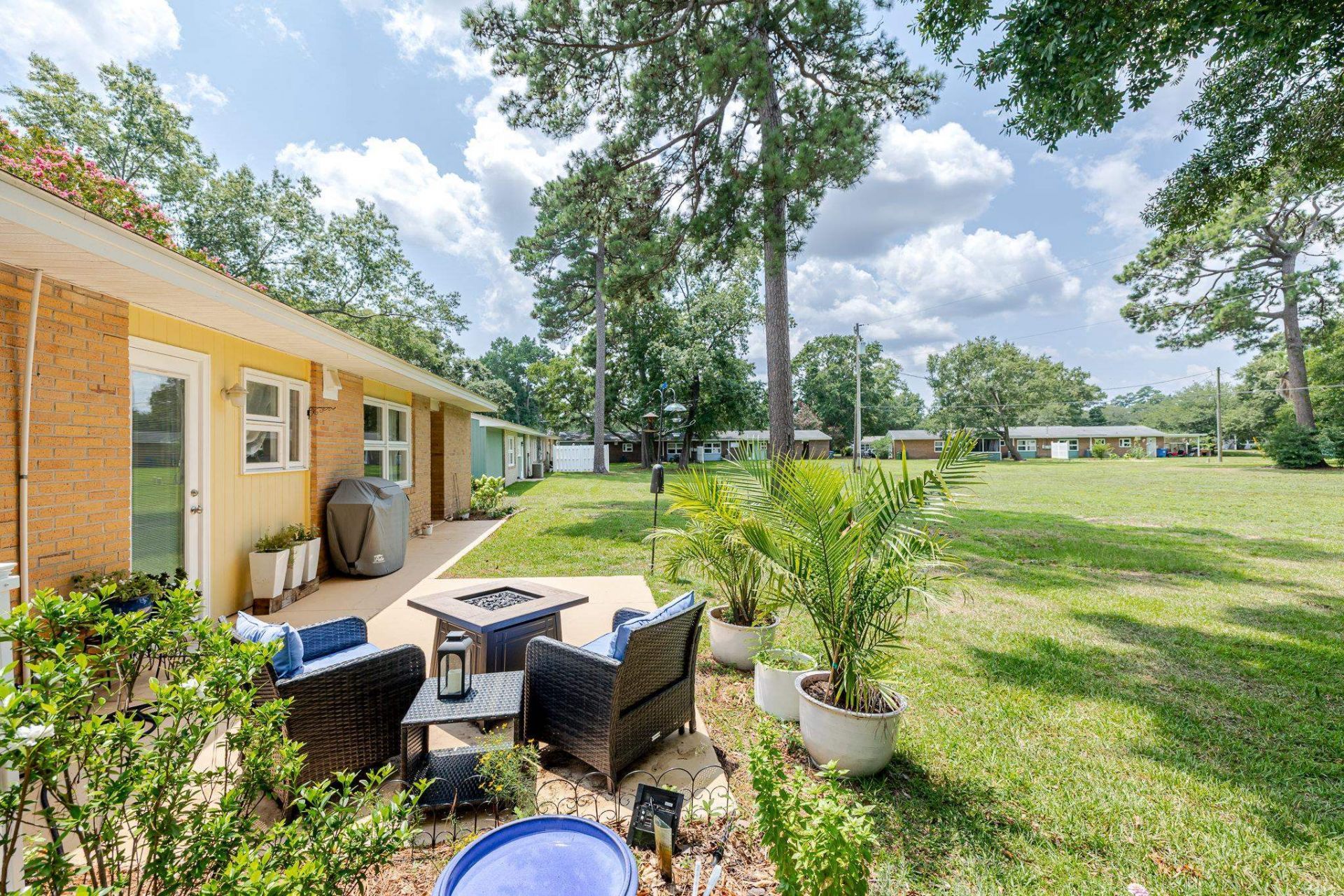 663 Swallow Ave. Photo 34