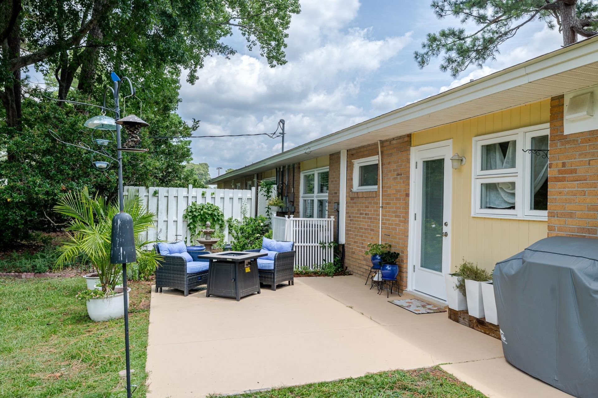 663 Swallow Ave. Photo 35