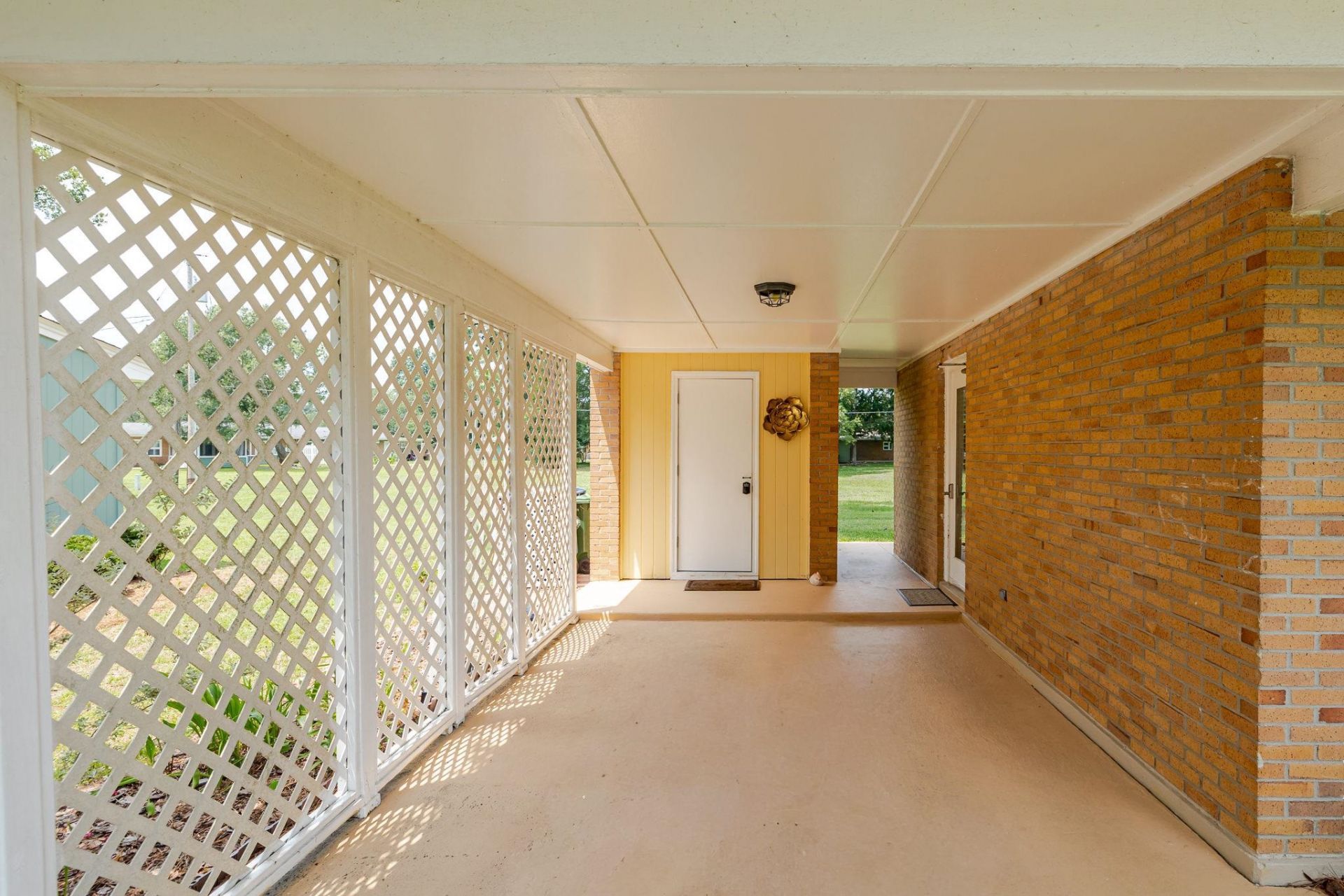 663 Swallow Ave. Photo 39