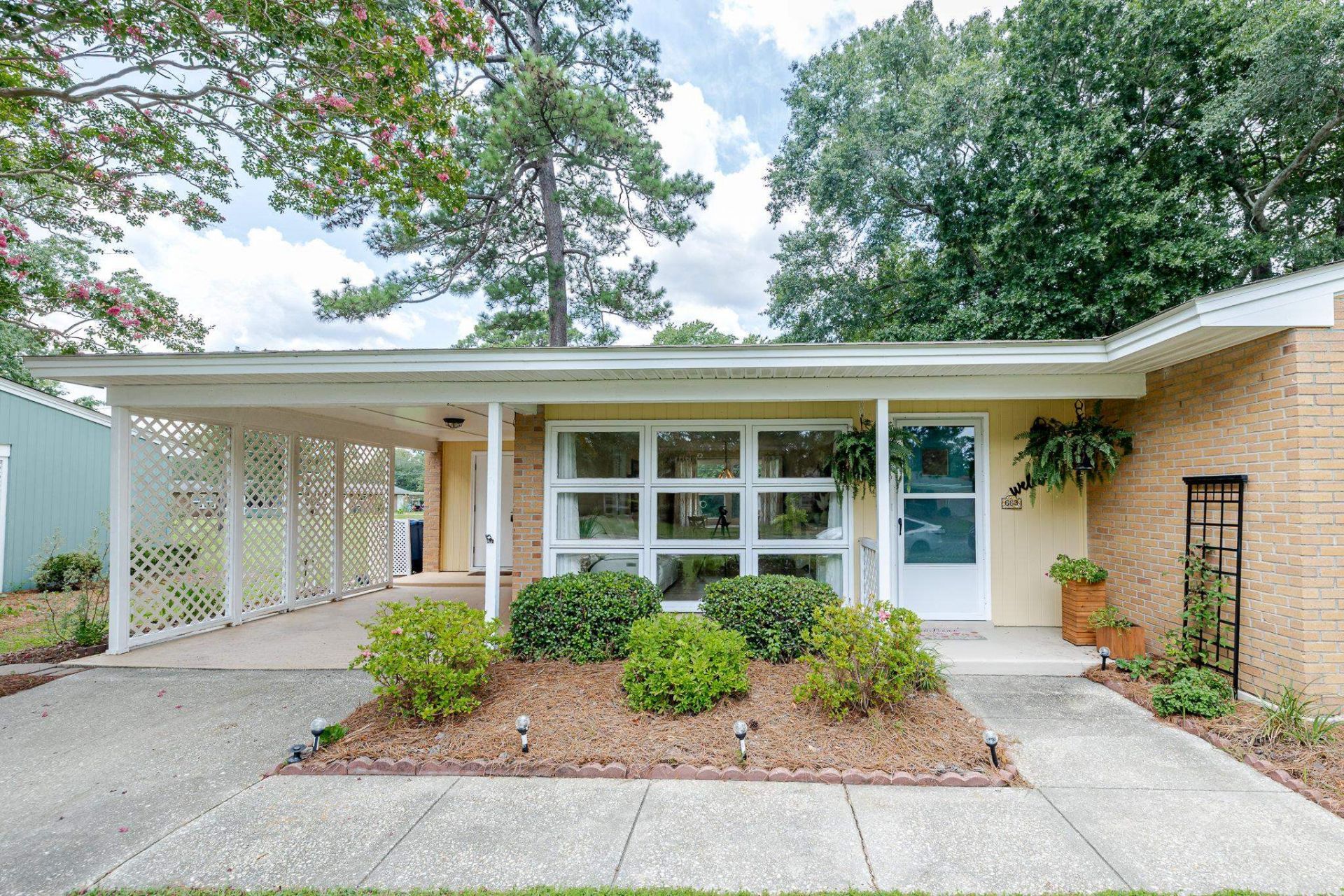 663 Swallow Ave. Photo 41
