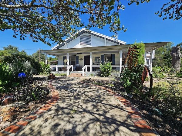 1105 Fm 39 S, Donie, TX 75838