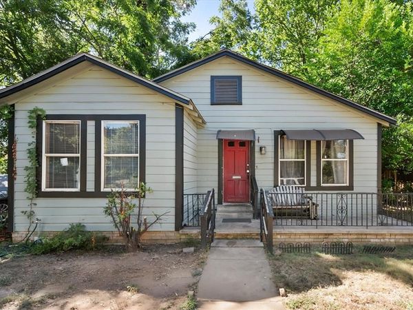 712 W Dye Street, Palestine, TX 75801