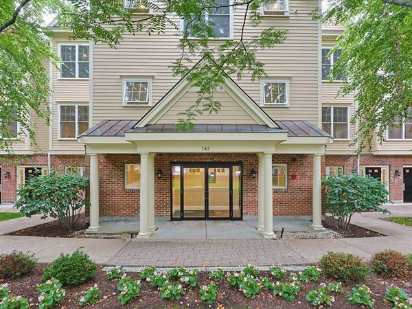 142 Bigelow Street, Unit 304, Boston, MA 02135