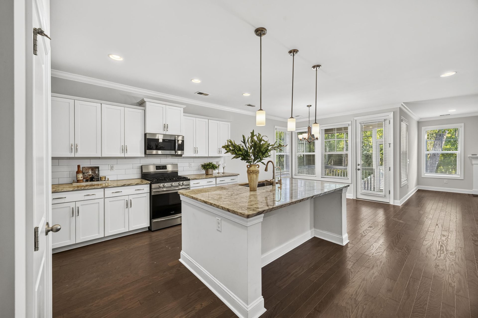 2031 Syreford Court Photo 19