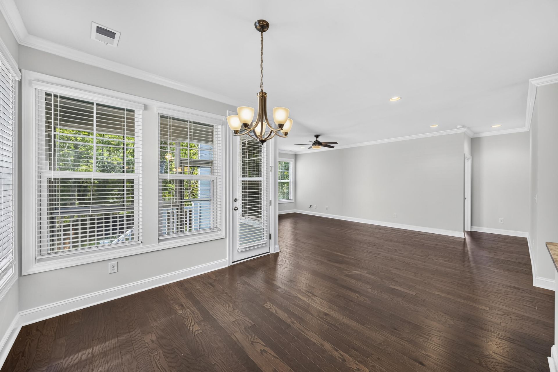2031 Syreford Court Photo 28