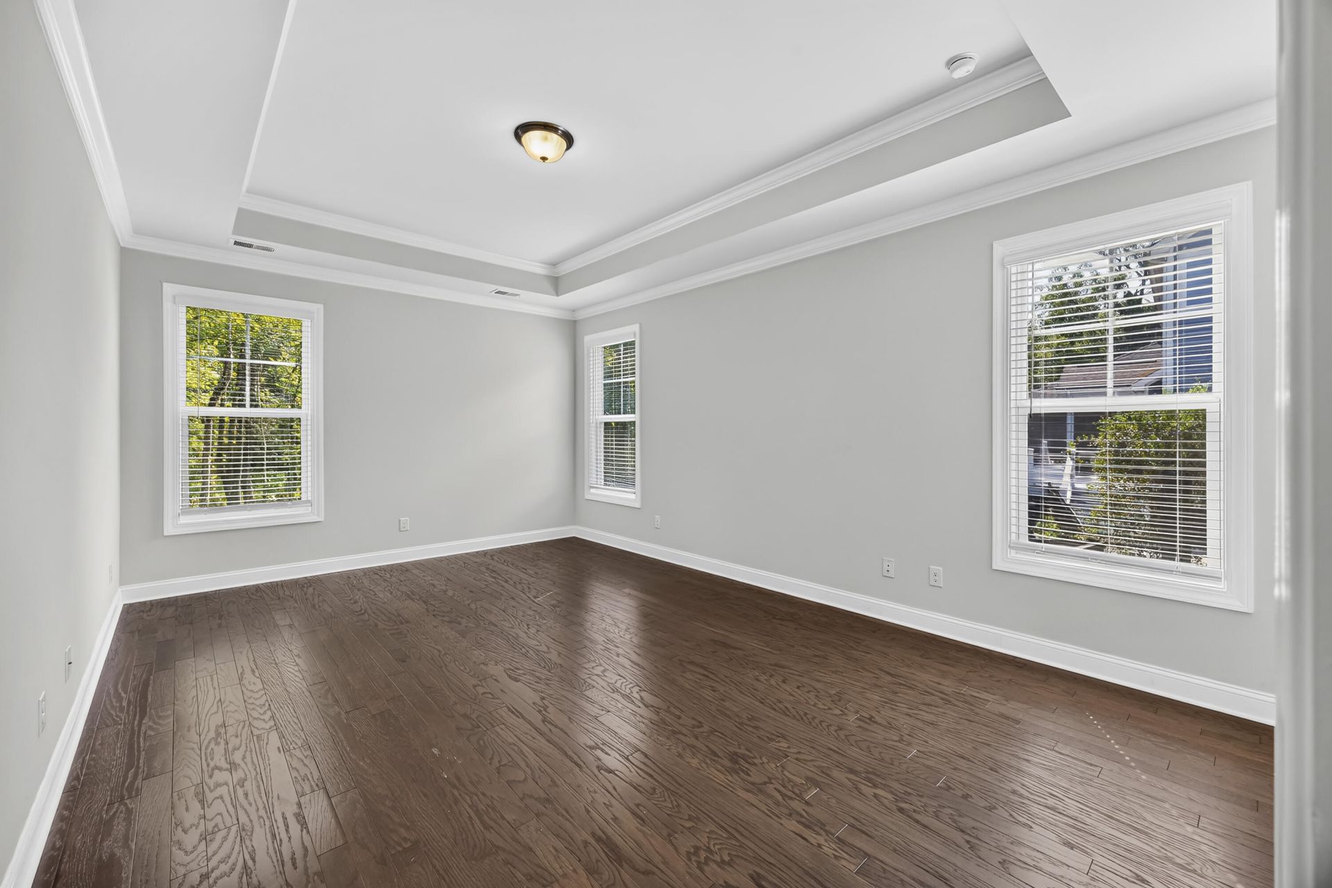 2031 Syreford Court Photo 33