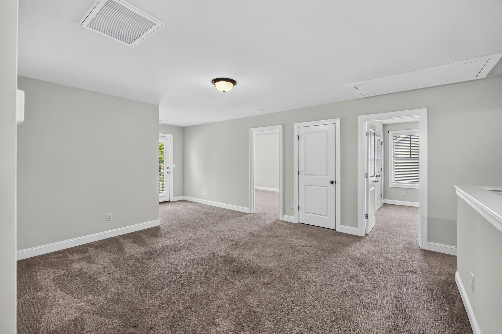 2031 Syreford Court Photo 38