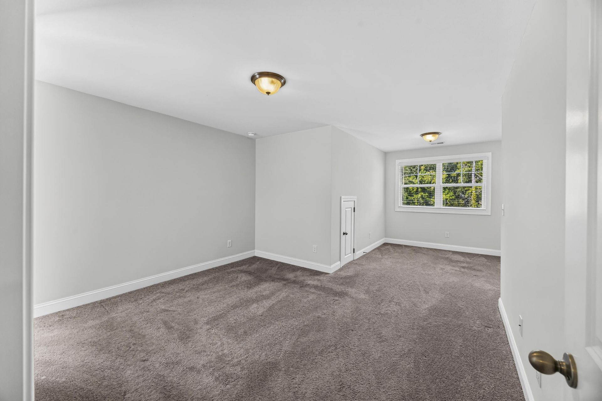 2031 Syreford Court Photo 39