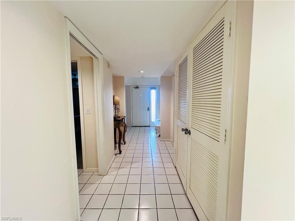 25 Bluebill Ave , Unit 1002, Naples, FL 34108 Photo