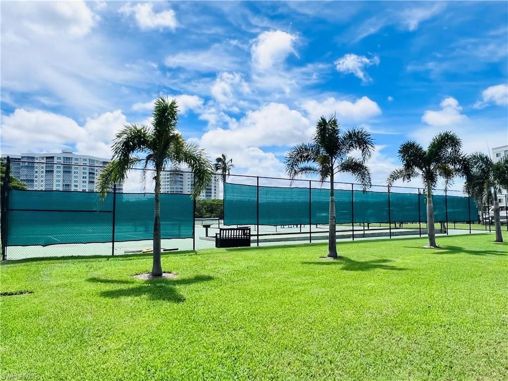 25 Bluebill Ave , Unit 1002, Naples, FL 34108 Photo