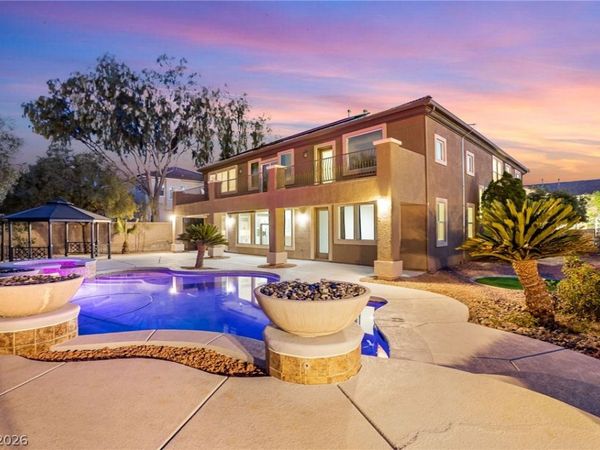 379 Autumn Hue Avenue , Las Vegas, NV 89123