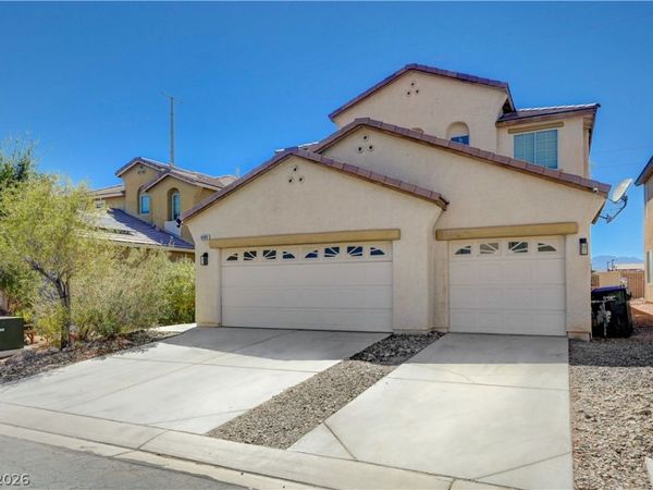 6105 Glenborough Street, Las Vegas, NV 89115