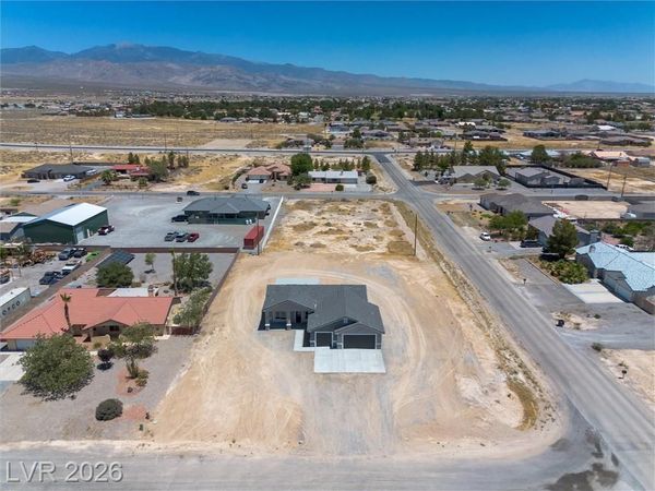 2981 Ponderosa Avenue, Pahrump, NV 89048