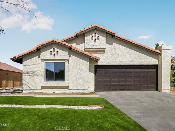37456 Lilacview Avenue, Palmdale, CA 93550