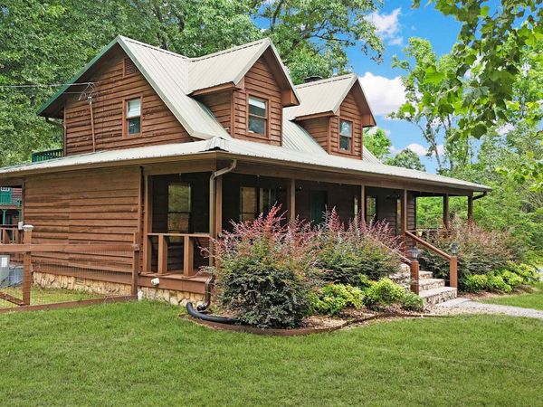 98 Hill Private Drive, Danville, AL 35619