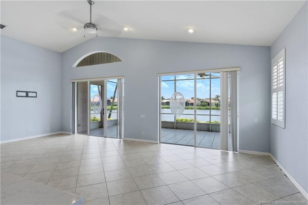437 NW Sunview Way, Port Saint Lucie, FL 34986 Photo