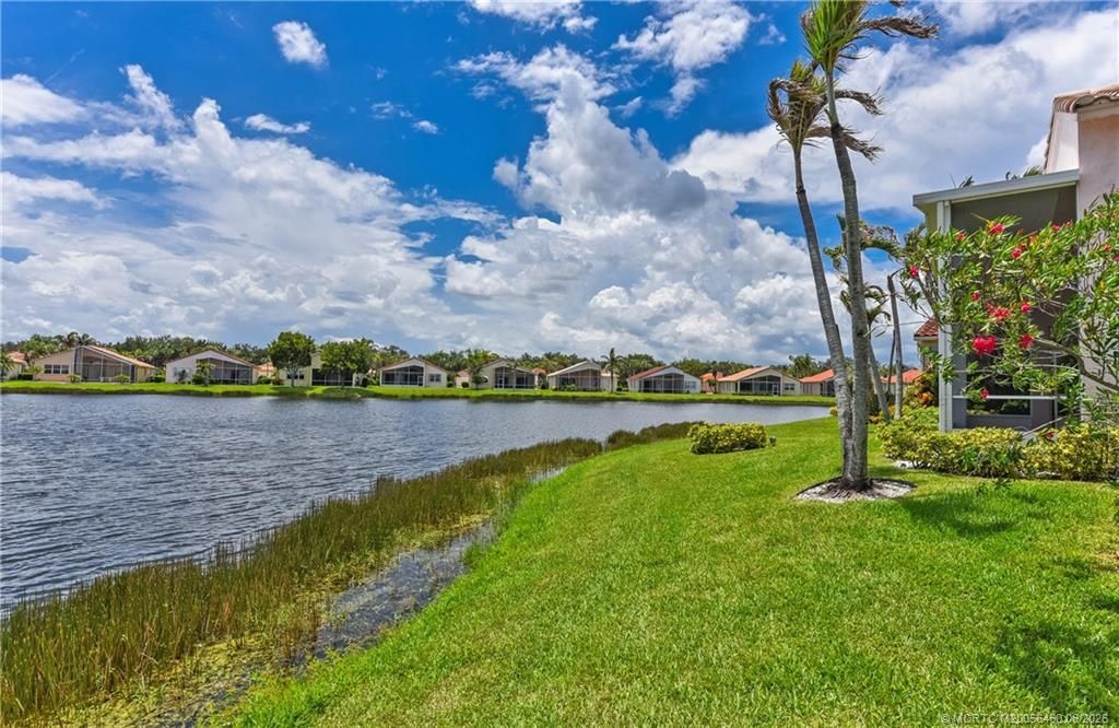 437 NW Sunview Way, Port Saint Lucie, FL 34986 Photo