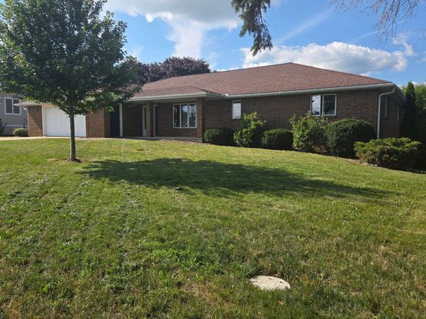 514 W Washington Street, Dodgeville, WI 53533